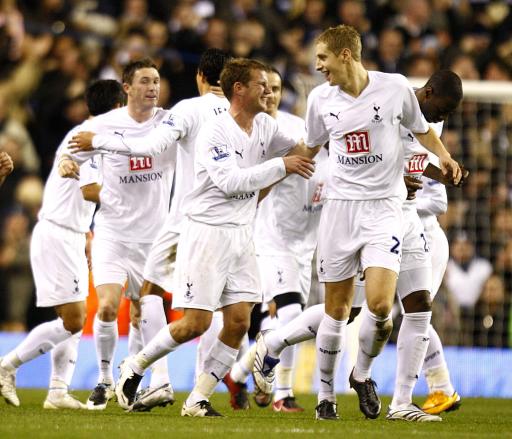 R.I.P.，佛罗伦萨小将理查德森的父亲、前NBA球星迈克尔-理查德森去世