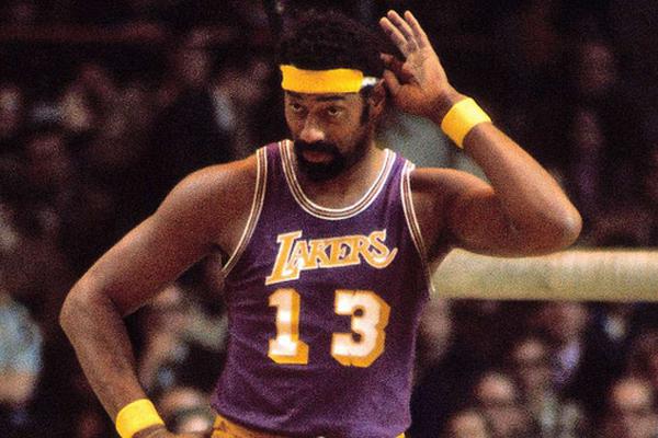 丹麦后卫：过去两场比赛太可笑了，我现在不知道该说什么（丹麦后卫：最近两战太离谱了，我已无言以对）