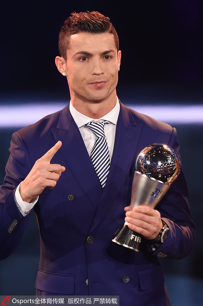 重庆铜梁龙签下山东泰山B队球员张英凯