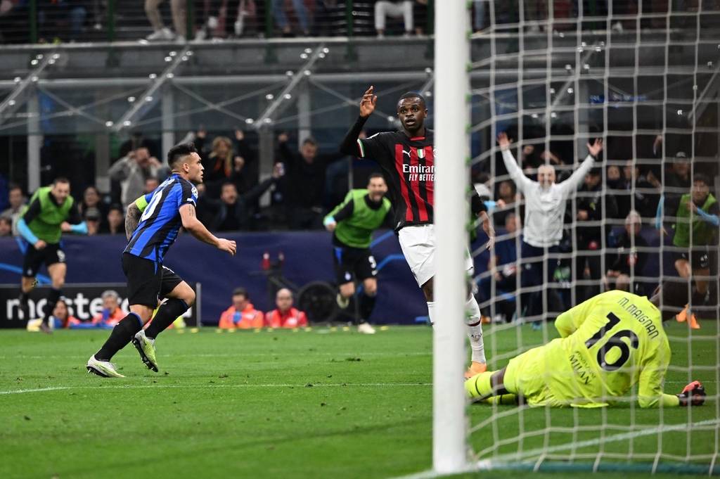 NBA：独行侠击败雄鹿 东契奇全场三双