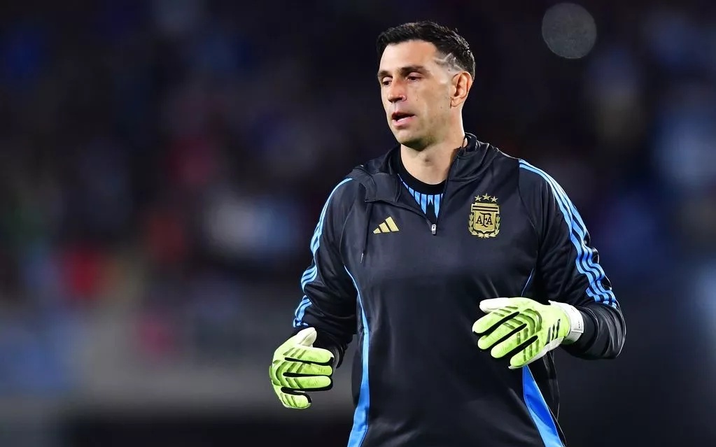 天空体育：曼联预计他们今夏会收到对加纳乔的正式报价