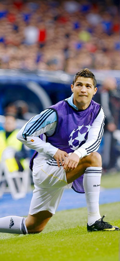 德甲球员2025年身价上涨榜：奥利塞、卡尔前2，迪奥曼德第3（2025年德甲球员身价涨幅榜：奥利塞、卡尔包揽前二，迪奥曼德第三）