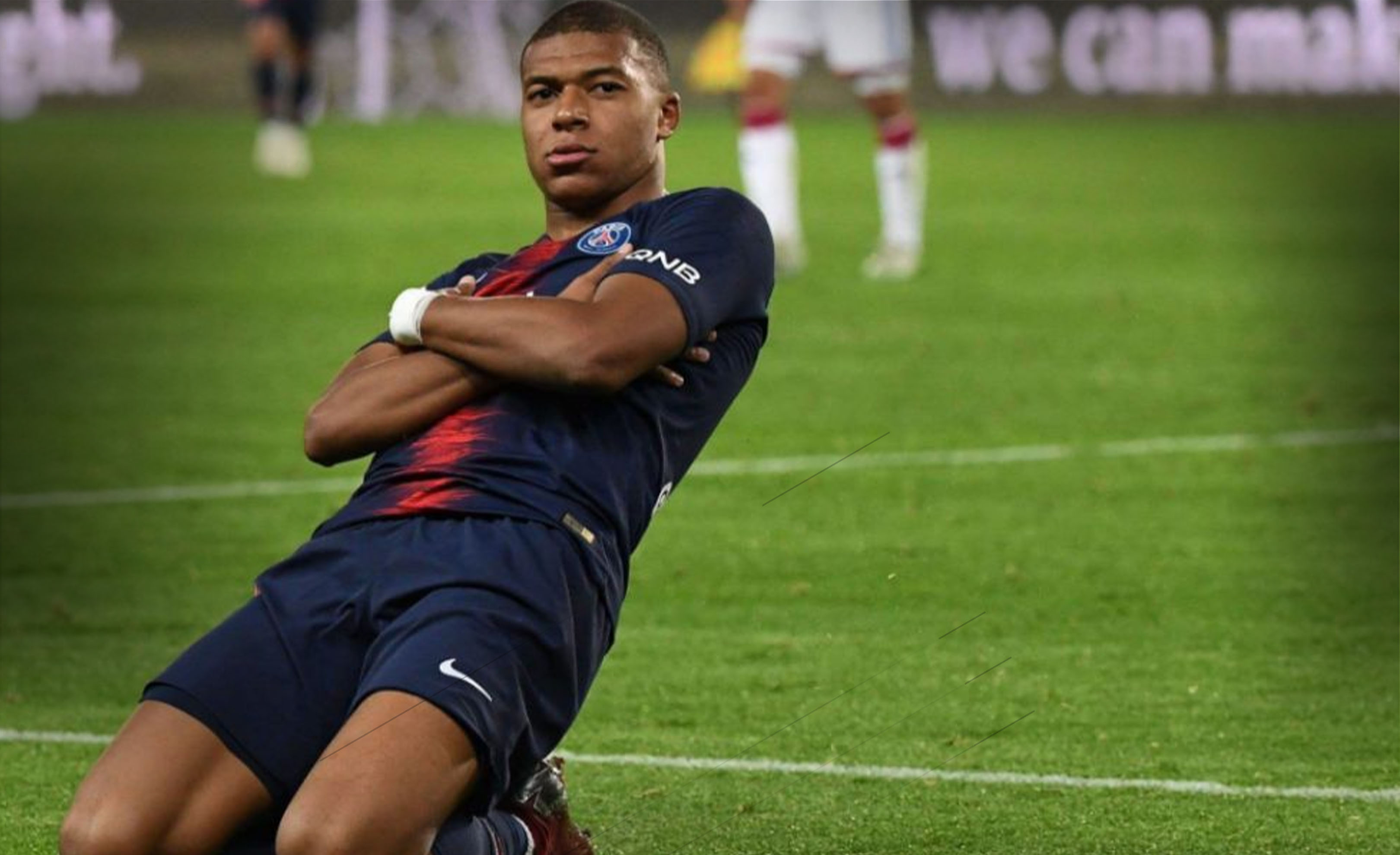 中超：山东泰山客场2-0击败广州队