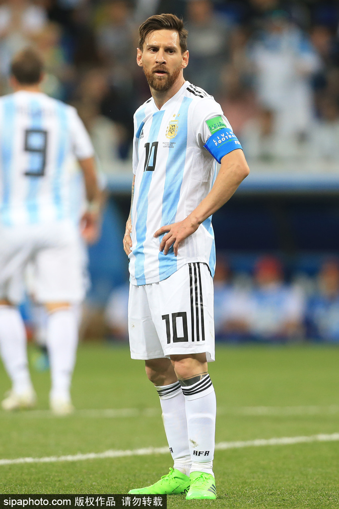 沈阳日报：新阵三线低迷无缘八强 辽篮别把“阵痛”拖成“长痛”