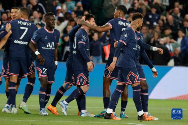 斯基拉：加斯佩里尼想要弗伦德鲁普，罗马已经接触球员经纪人（斯基拉：加斯佩里尼相中弗伦德鲁普，罗马已与其经纪人接洽）