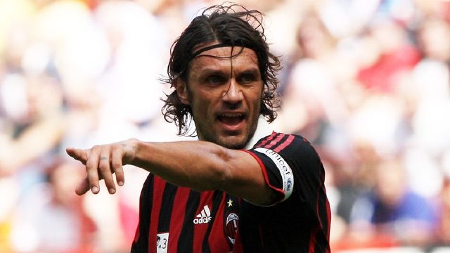 BBC记者：一名29岁的球员在伦敦市中心因涉嫌斗殴被捕