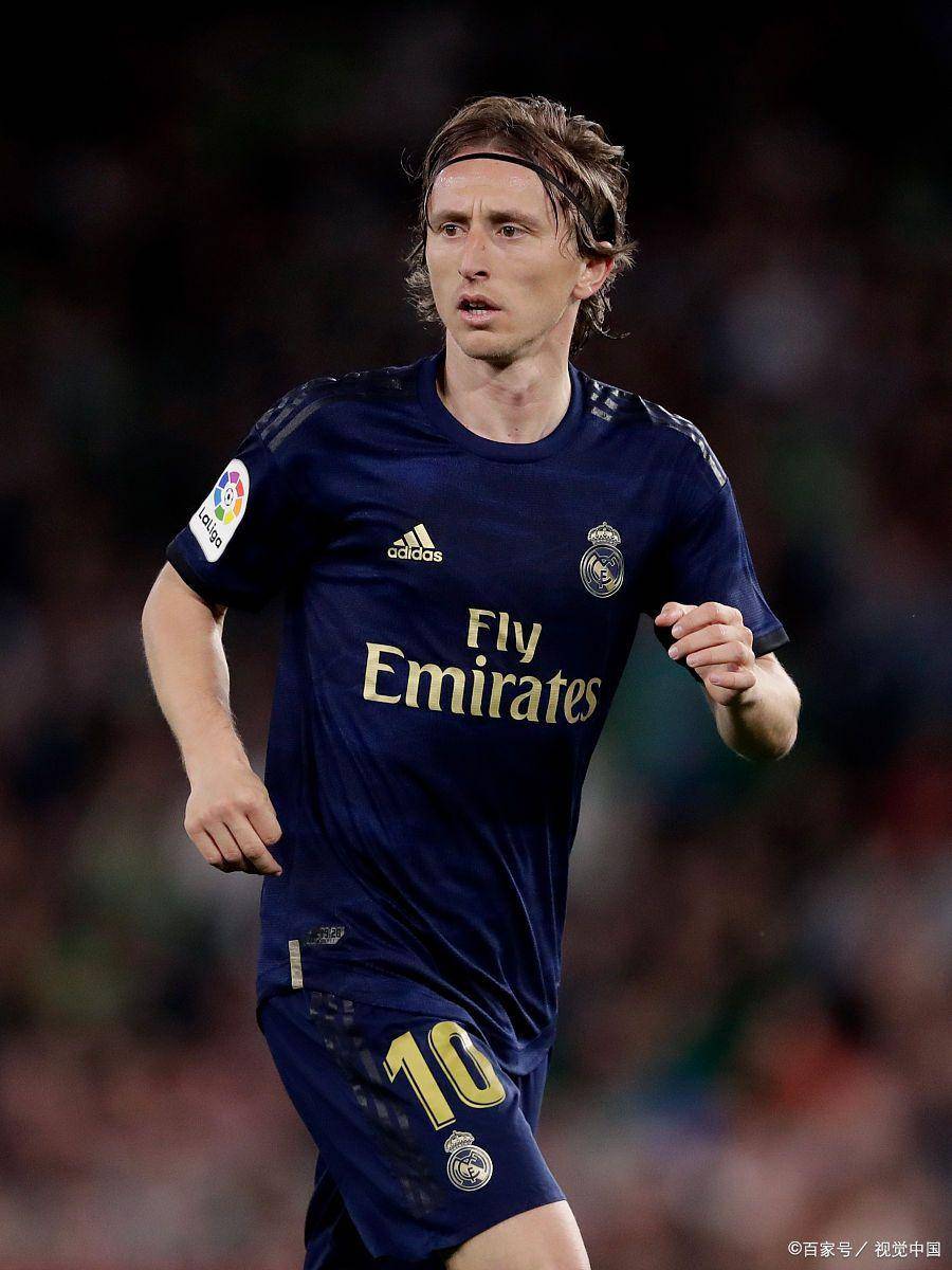 2025中超犯规榜：费利佩60次第一，马莱莱、内内58次并列第二（2025中超犯规榜：费利佩以60次居首，马莱莱与内内各58次并列第二）