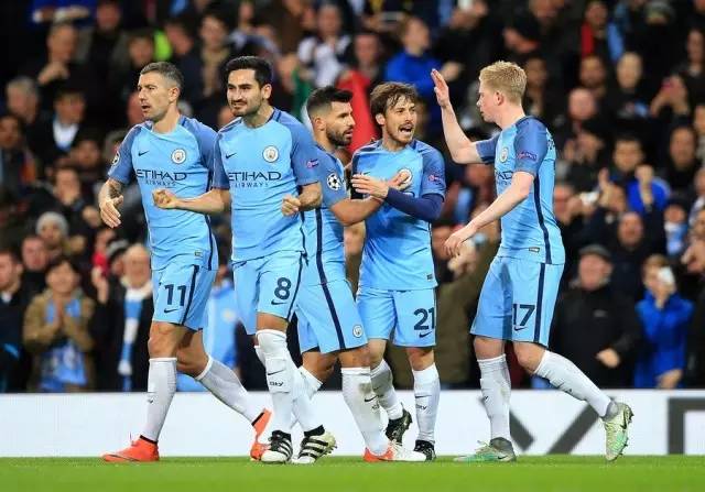 14场0进球! 皇马巨星罕见进球荒，身价1年狂跌5000万欧（14场未破门！皇马巨星陷罕见低迷，身价一年缩水5000万欧）