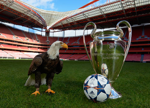 法尔克：曼联和纽卡曾有意沃尔特马德，但他目前不想离开德甲（法尔克：曼联、纽卡曾追求沃尔特马德，但他暂不愿离开德甲）