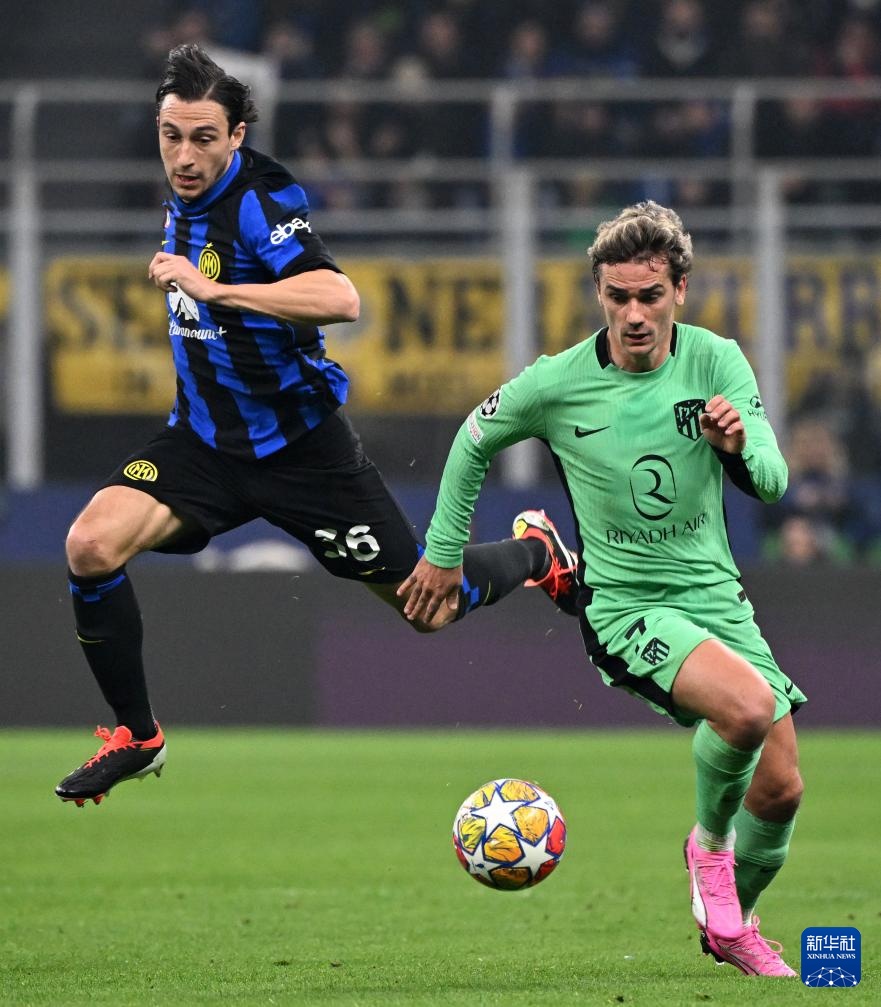 06年巅峰科比到底有多强？ 三节62分，单场81分！得分如庖丁解牛！