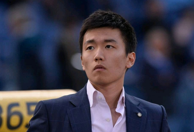 太阳报：卷入亚马尔分手事件的女网红喜欢KK，是名狂热足球迷（太阳报：牵涉亚马尔分手风波的女网红偏爱KK，是位铁杆足球迷）