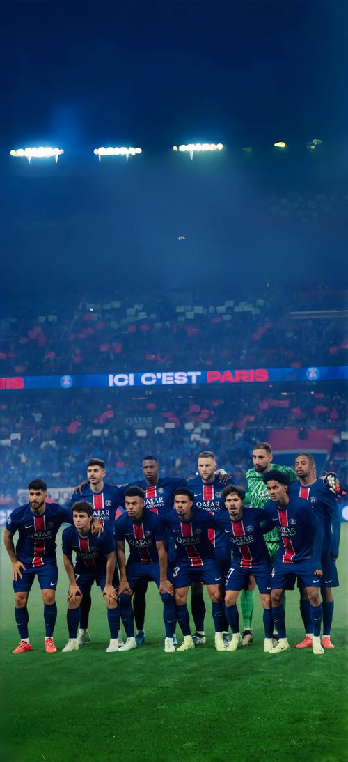 里沙利松晒AI制作孙兴慜雕像图，并艾特热刺官方“请安排”